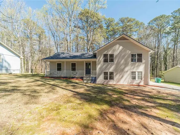 1086 Oak Rd SW, Lilburn, GA 30047