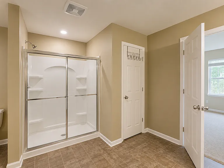 5254 Arryne Dr S — Photo 30