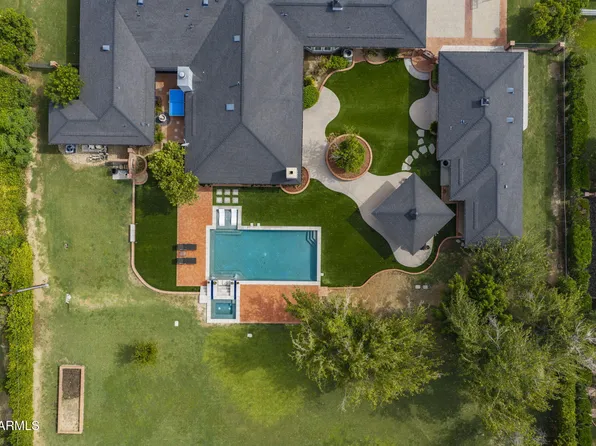 334 E GLENN Drive, Phoenix, AZ 85020