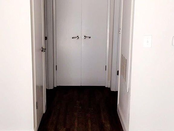 Remodeled 1x1 Hallway