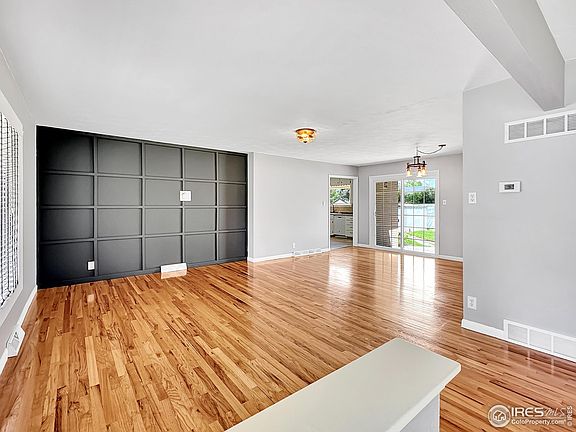 5th image of 905 S 11th Ave