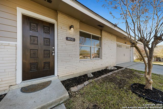 1st image of 852 Boulder Dr