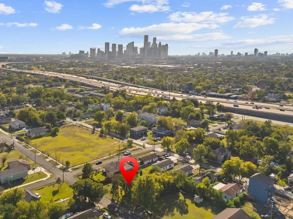 2313 Hailey St, Houston, TX 77026