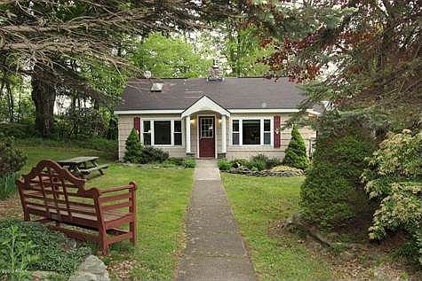 Cottage Style - BUT SPACIOUS