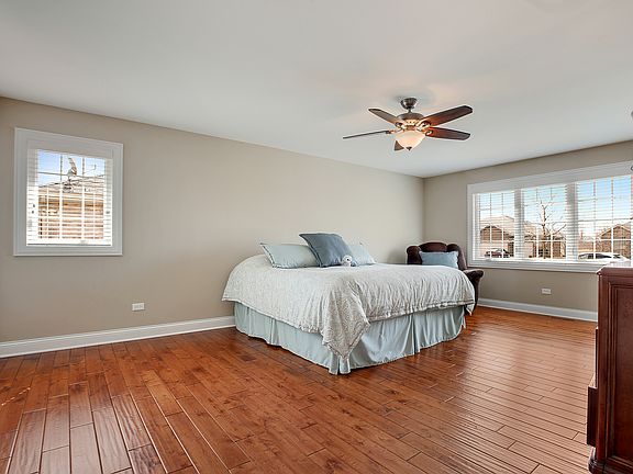 4th image of 2441 Bluestone Bay Dr