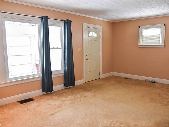 2nd image of 1425 Beardsley St