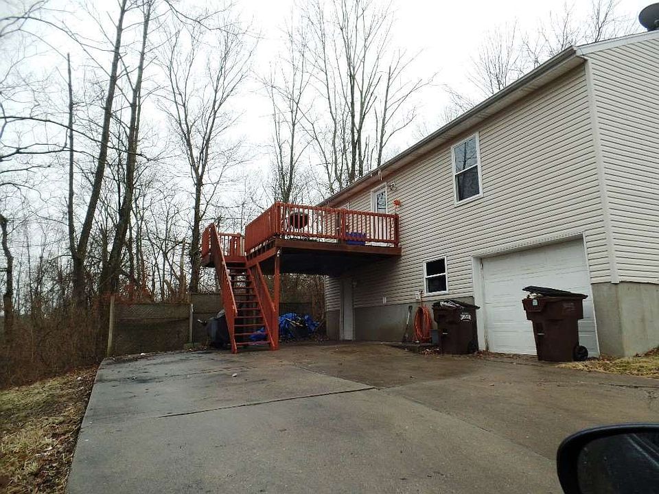 2nd image of 10 Tee St #B