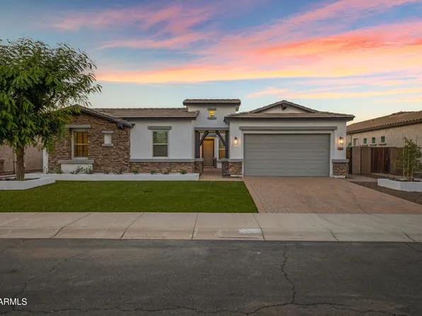 3038 E LONGHORN Drive, Gilbert, AZ 85297