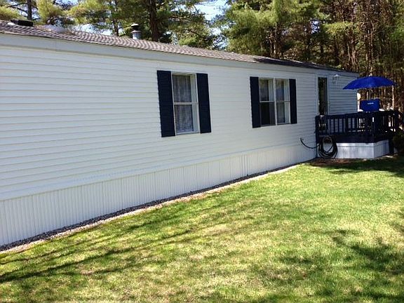 Nice side yard