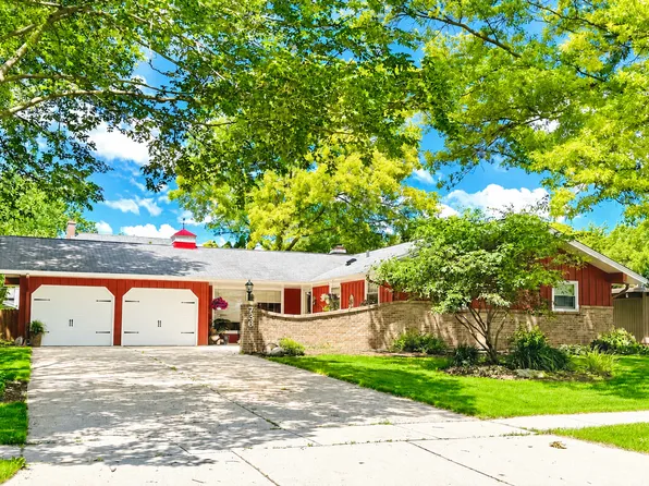 736 Deborah Ave, Elgin, IL 60123