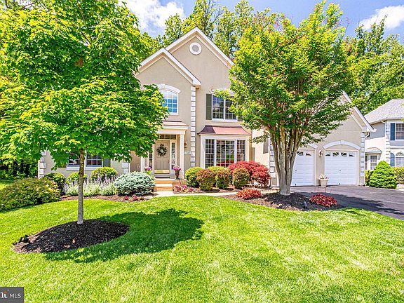 2nd image of 3787 Penderwood Dr