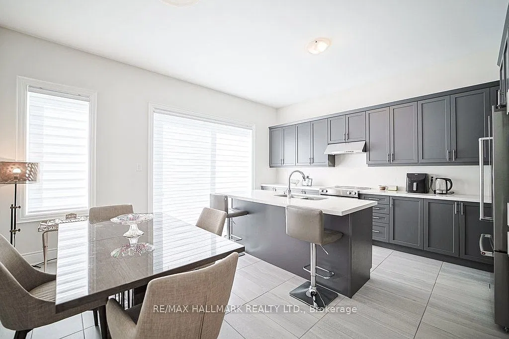 4 bed, $3,600 — Photo 4