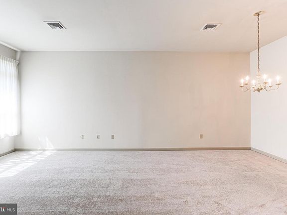 5th image of 5311 Cobblestone Dr