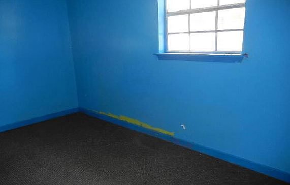 3rd image of 8907 Cedar Springs Ave