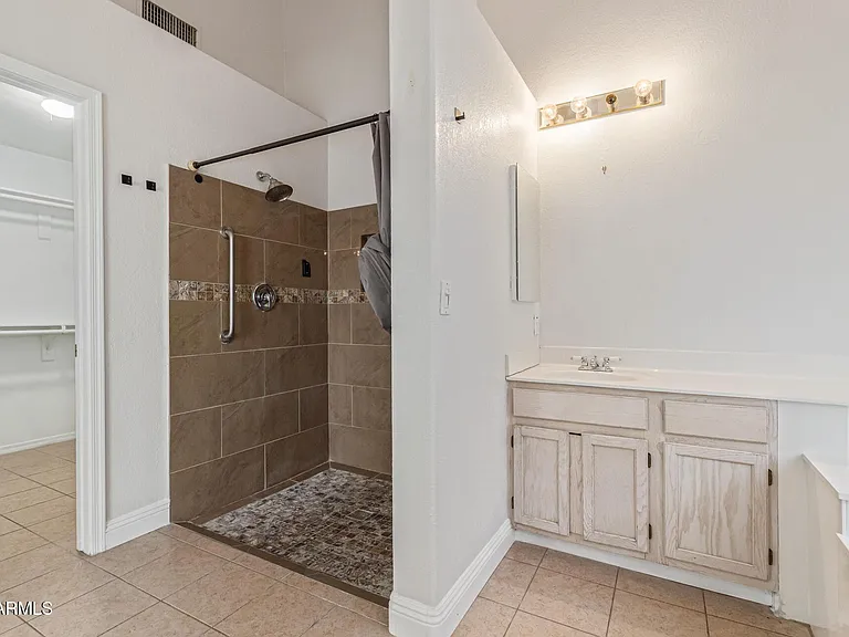 15213 N 55th Way — Photo 24