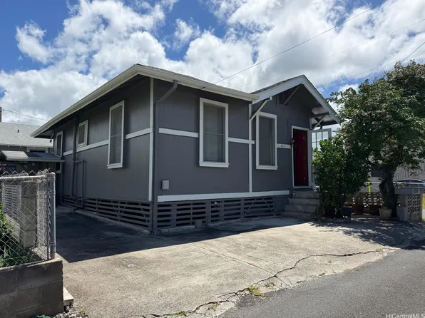 404 Paui Pl, Honolulu, HI 96817