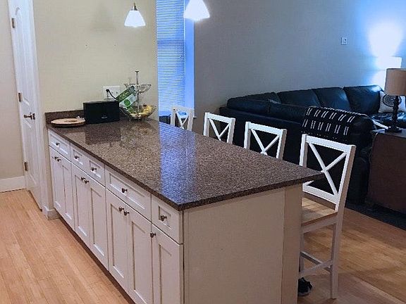 3rd image of 2733 Woodburn Ave Unit 304