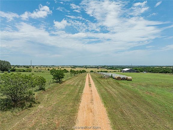 2nd image of 4330 Post Oak Point Rd