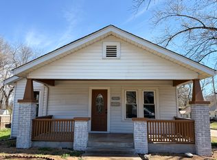 328 Taylor Ave, Farmington, MO 63640