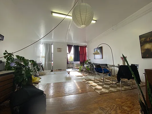 Rented by Nooklyn NYC LLC | media 15