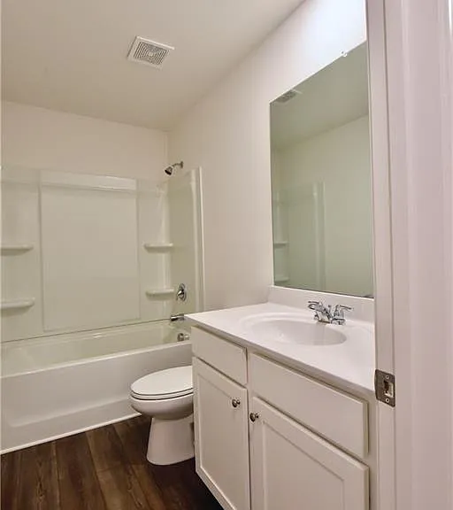 140 Star Ct — Photo 13