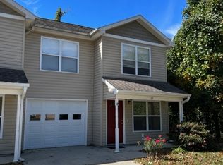 27 Meredith Dr #1, Hendersonville, NC 28792