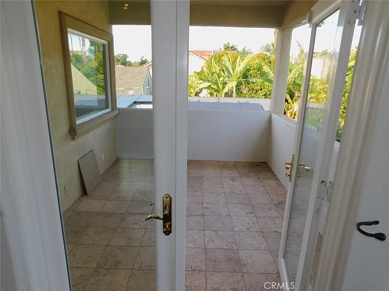 406 N Fairview St — Photo 42