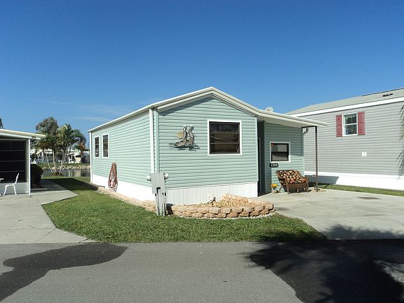 bath / pool at end of block