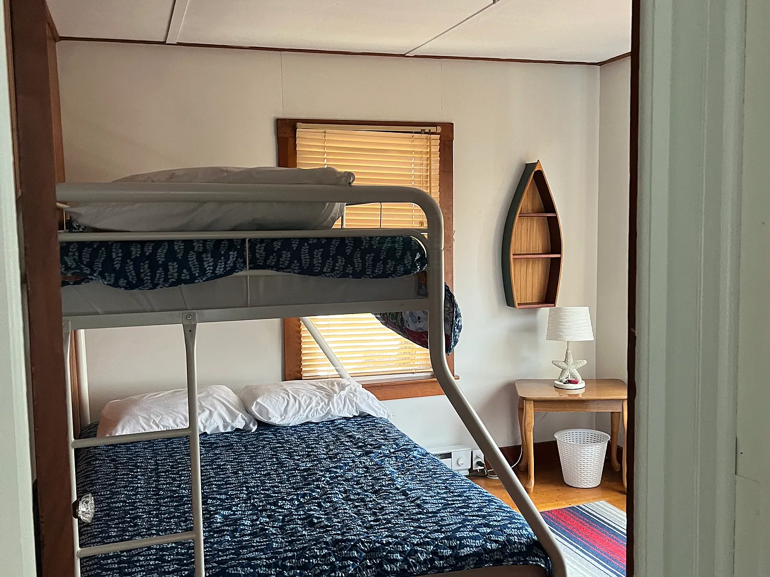 2 bed, 800 sqft, $1,900 — Photo 2
