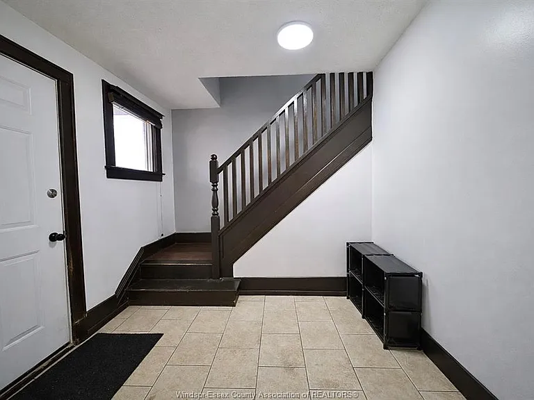 3463 Harris St — Photo 3