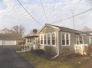 525 E Washington St, Marengo, IL 60152