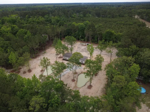 215 Cottonwood Ln, Walterboro, SC 29488