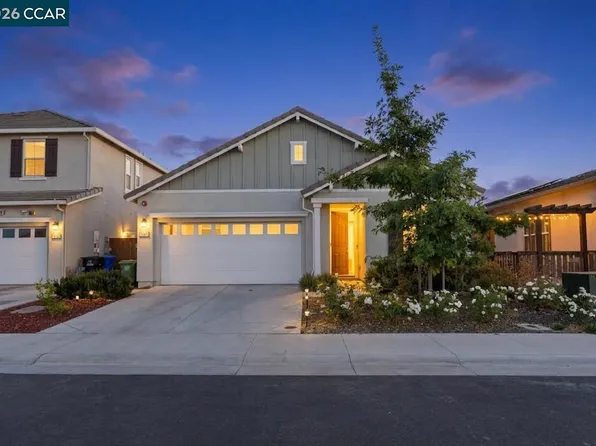 8300 Kevin Whiteley Dr, Elk Grove, CA 95757