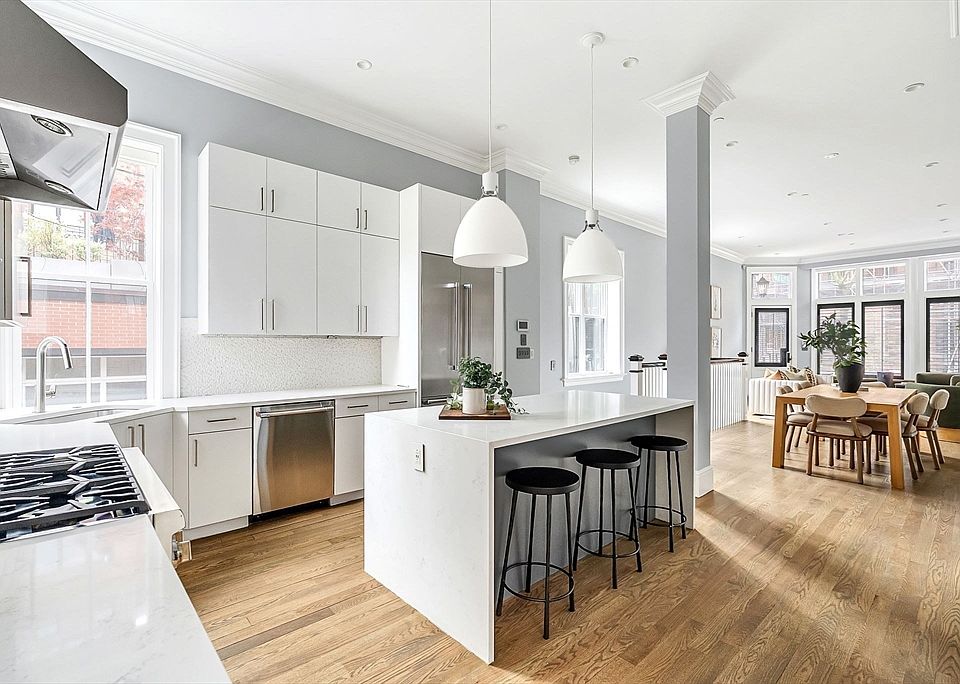 1st image of 327 Shawmut Ave #1