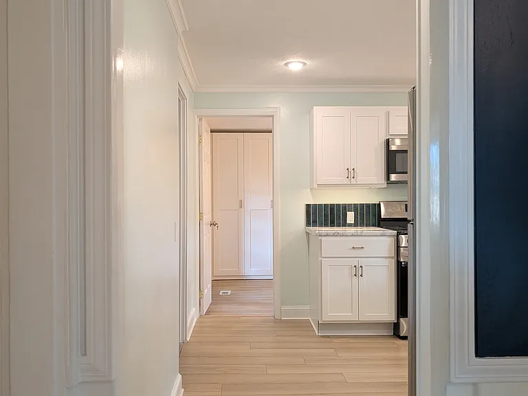310 Eastern Ave NE — Photo 26