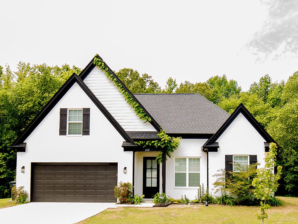 1st image of 240 Crimsonwood Dr