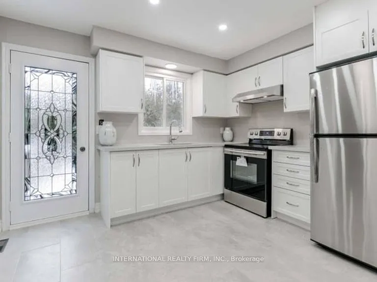 189 Rutherford Rd N #MAIN — Photo 5