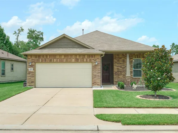 2214 Timberland Country Ct, Conroe, TX 77304