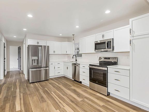 2nd image of 3530 Cheryl Dr