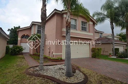 2432 SW 161st Ave Photo 1