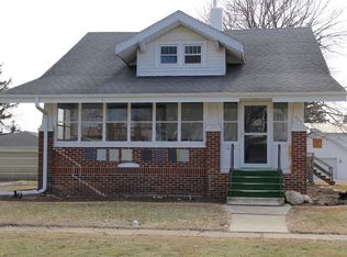 623 S 3rd Ave E, Newton, IA 50208
