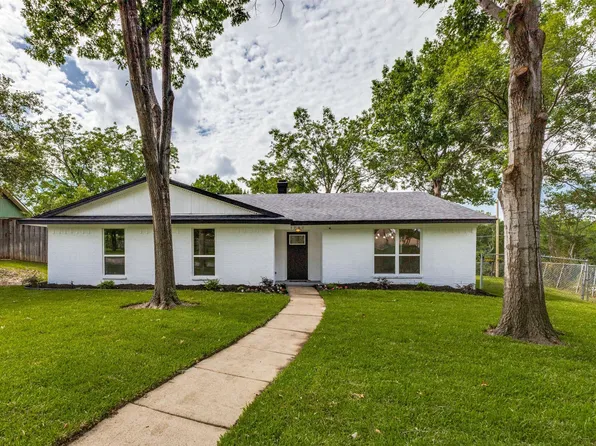1701 Woodlawn Pkwy, Mesquite, TX 75149