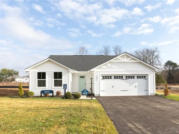 2947 Travis Ln, Petersburg, VA 23803