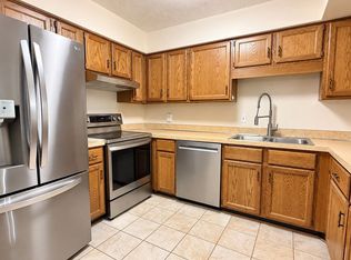 9355 Ranchview Ln N, Maple Grove, MN 55369