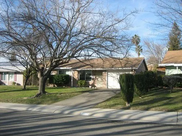 3825 Bainbridge Dr, North Highlands, CA 95660
