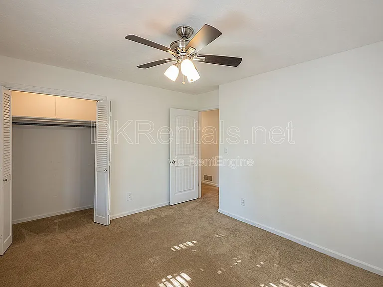 120 Burnett Way — Photo 6
