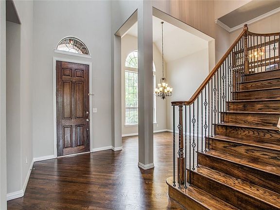 3rd image of 7004 Faraday Ln