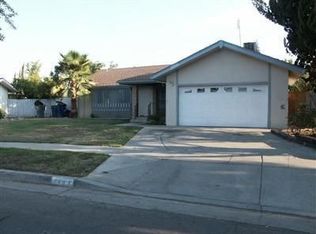 1453 W Indianapolis Ave, Fresno, CA