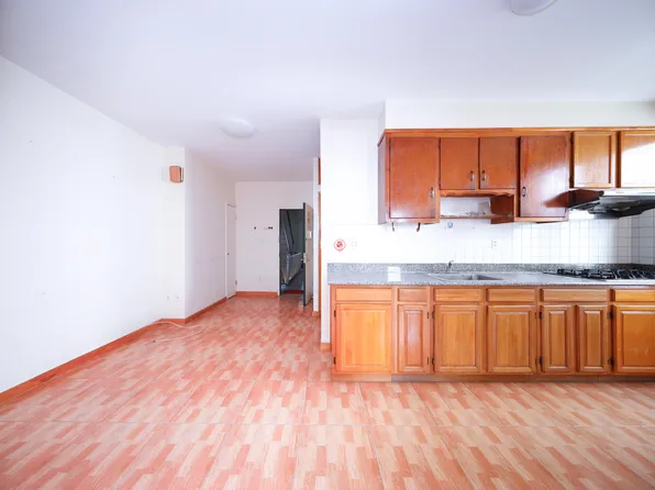 6107 23rd Avenue image 10 of 35