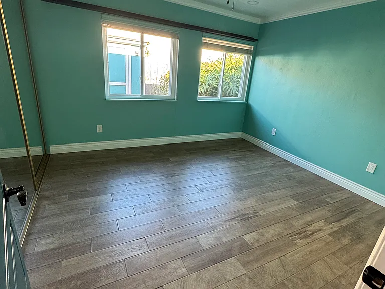 Latrobe Cir — Photo 36